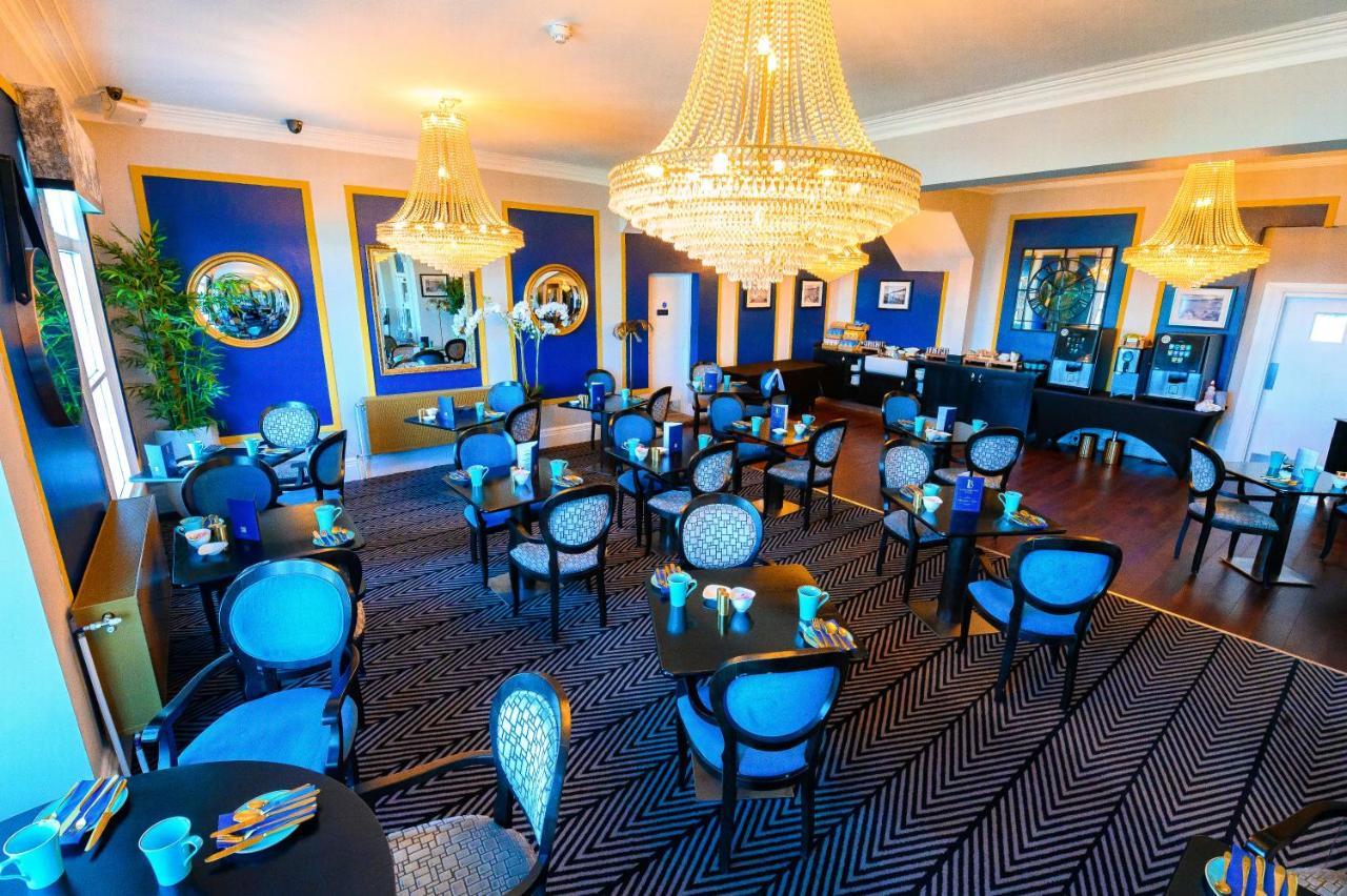 Bay Hotel